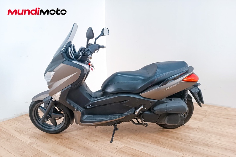 Motorbike image 5