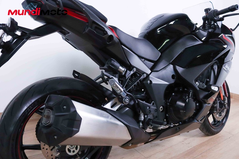 Motorbike image 3