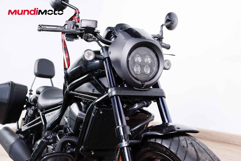 Motorbike image 4