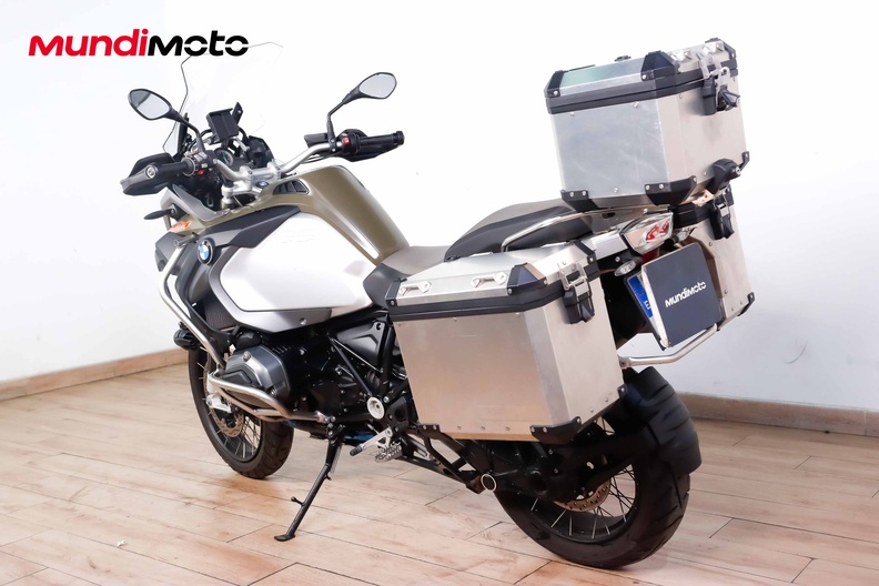Motorbike image 6