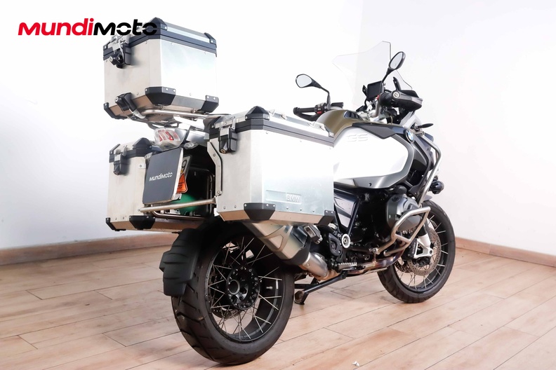 Motorbike image 2