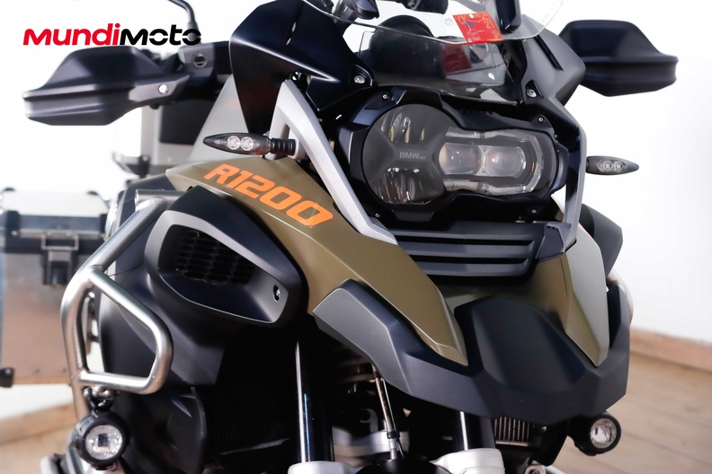 Motorbike image 4