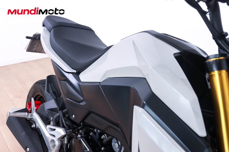 Motorbike image 13