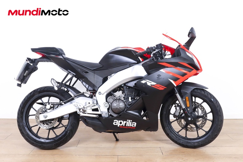 Motorbike image 0