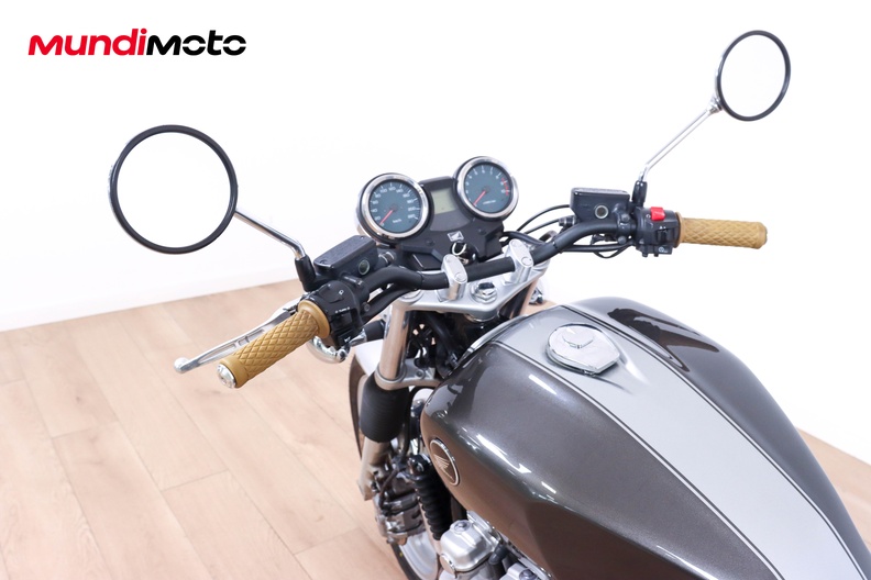Motorbike image 10