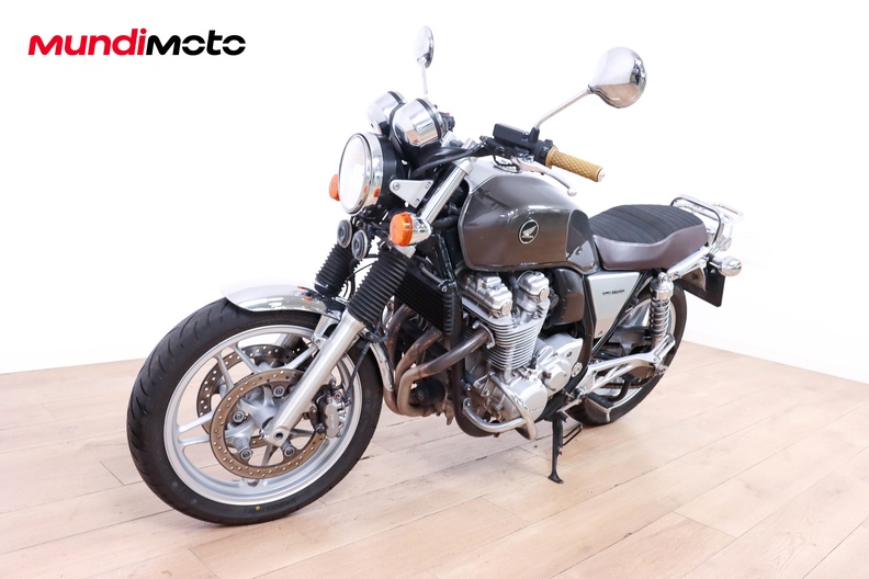 Motorbike image 6