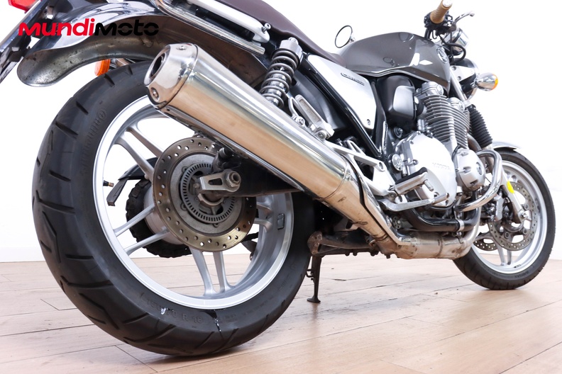 Motorbike image 3
