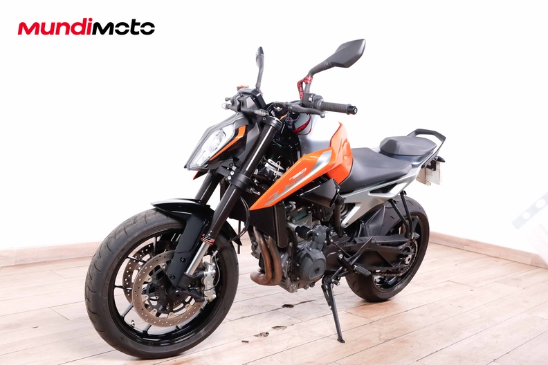 Motorbike image 6