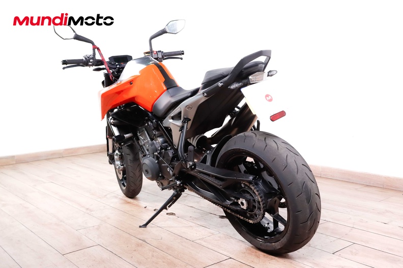 Motorbike image 7