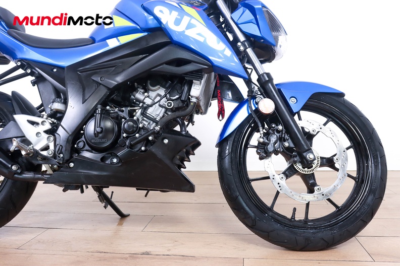 Motorbike image 13