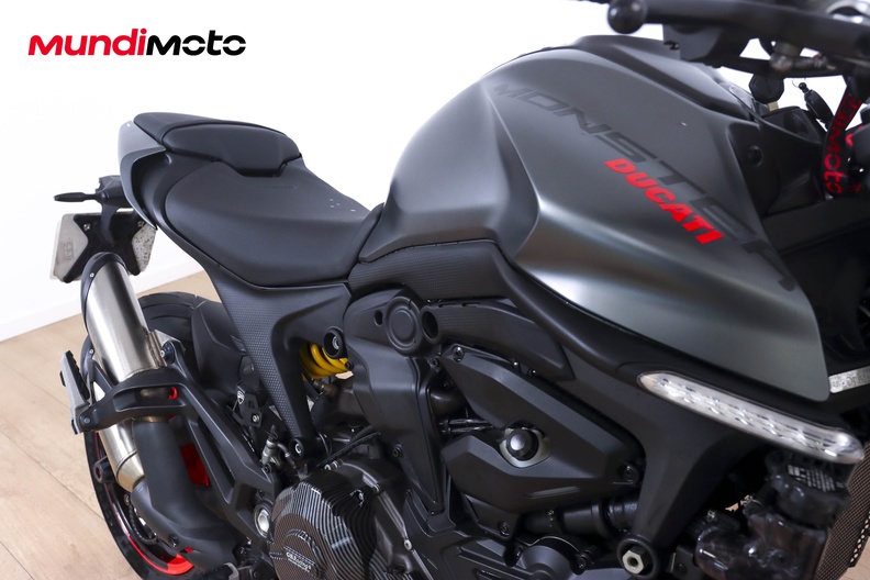 Motorbike image 12