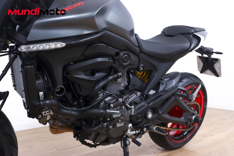 Motorbike image 8