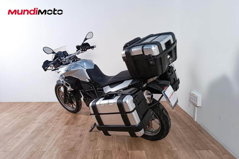 Motorbike image 7