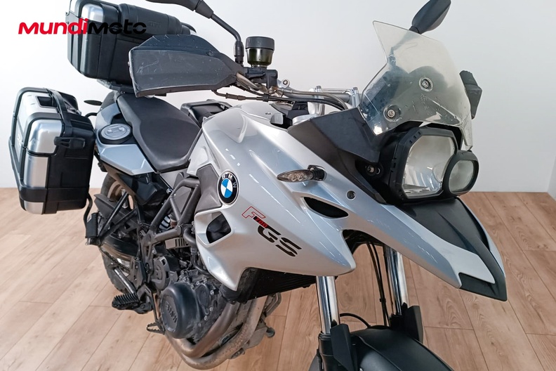 Motorbike image 4