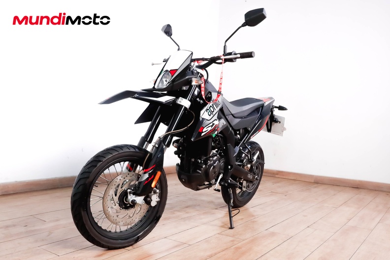 Motorbike image 7
