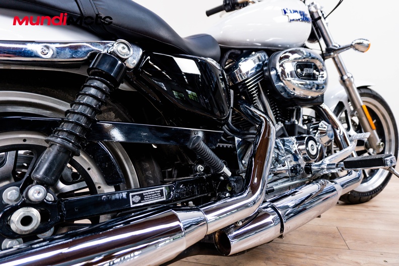Motorbike image 3