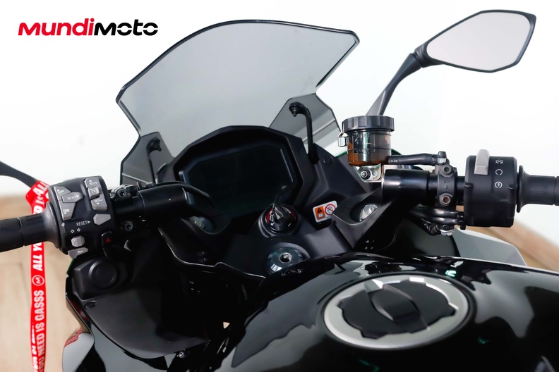 Motorbike image 10