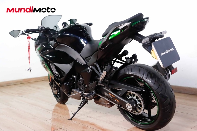 Motorbike image 6