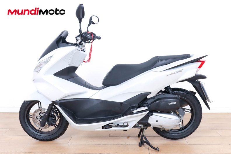 Motorbike image 5