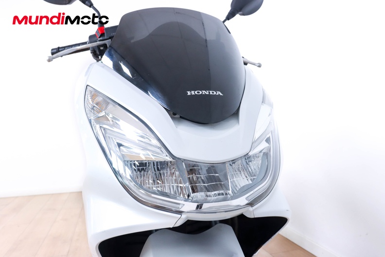 Motorbike image 4