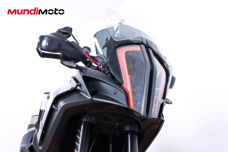 Motorbike image 4