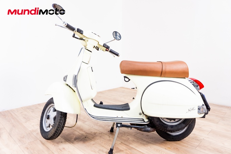 Motorbike image 10