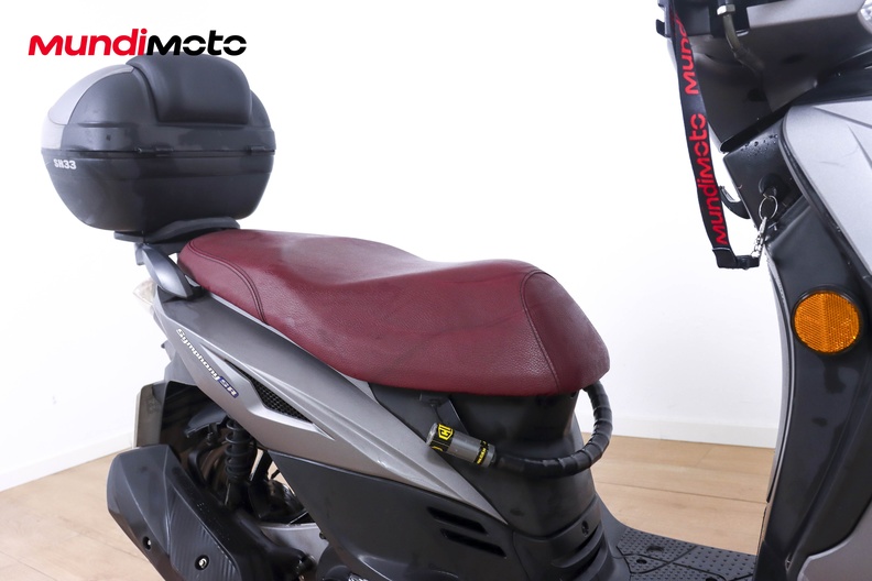 Motorbike image 12