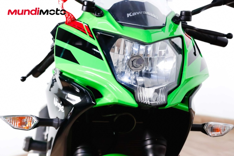 Motorbike image 4