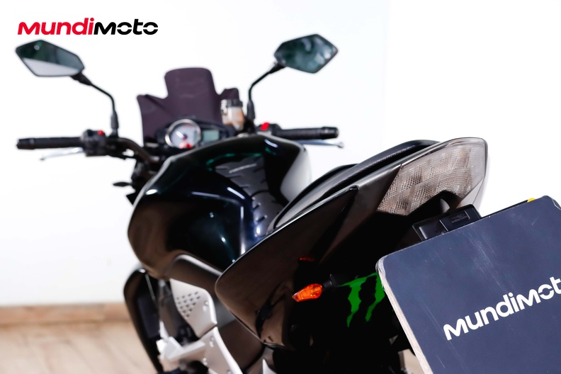Motorbike image 9