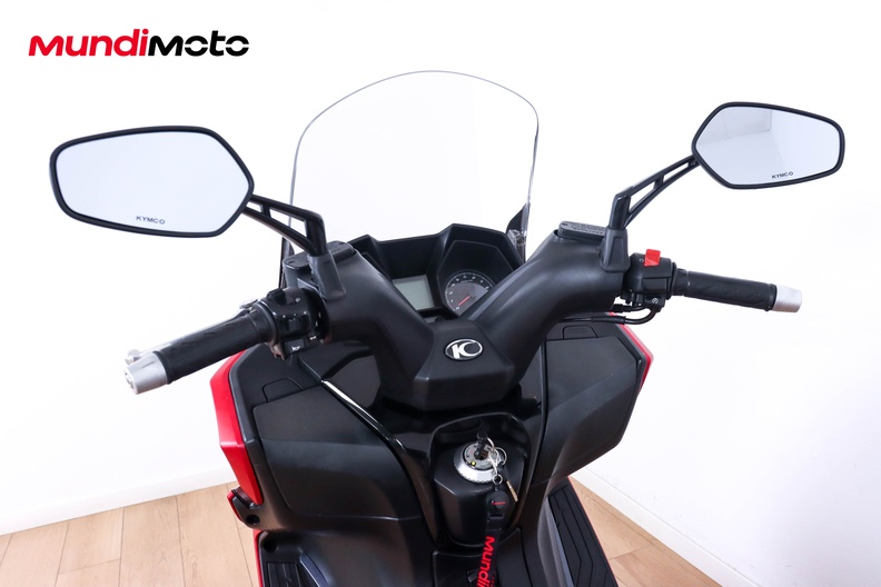 Motorbike image 10