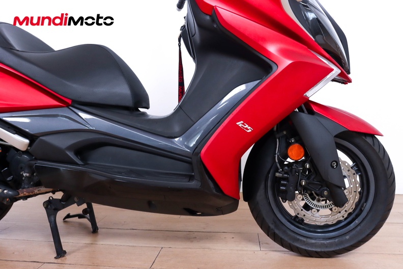 Motorbike image 12