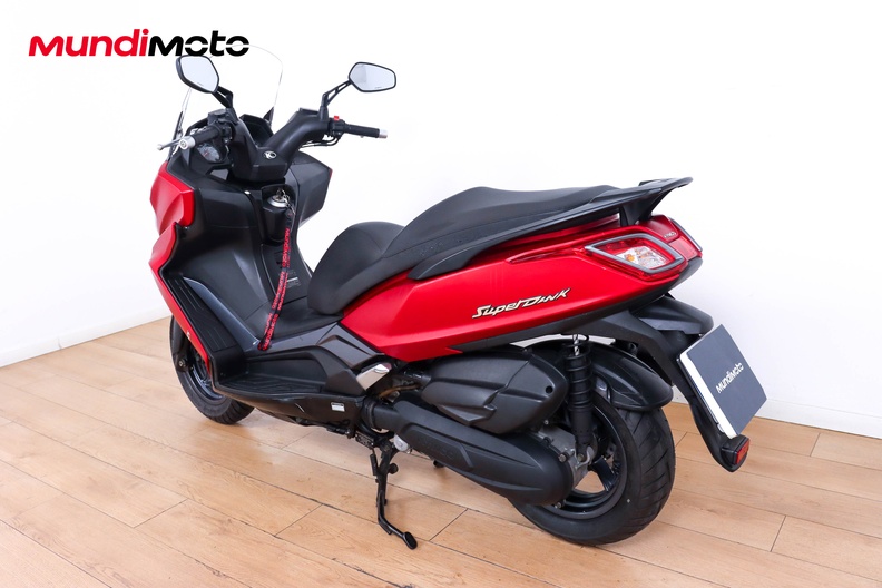 Motorbike image 6