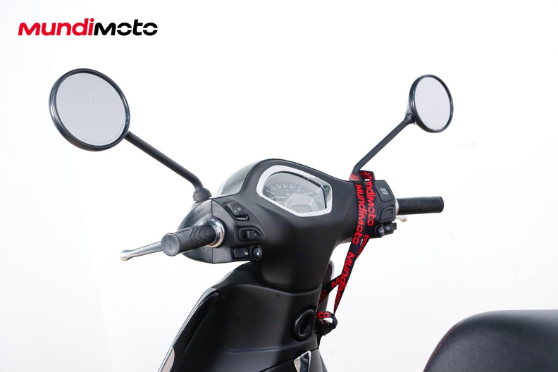 Motorbike image 10