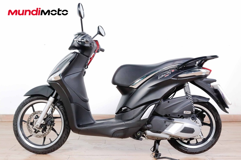 Motorbike image 5