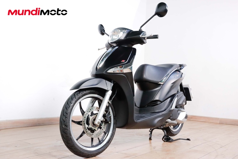 Motorbike image 7