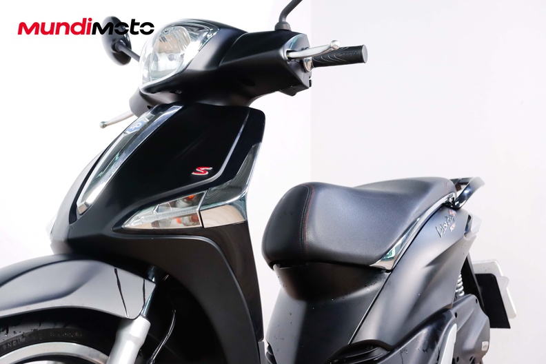 Motorbike image 8
