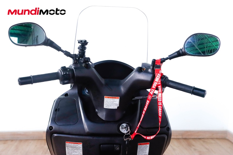 Motorbike image 10