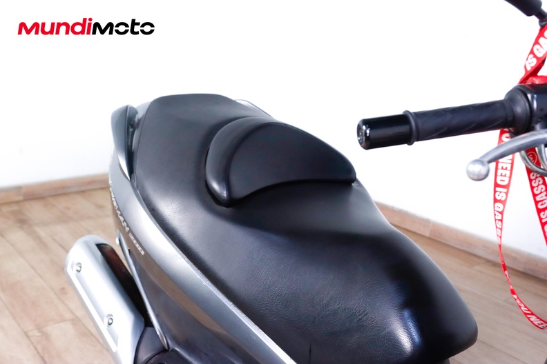 Motorbike image 12