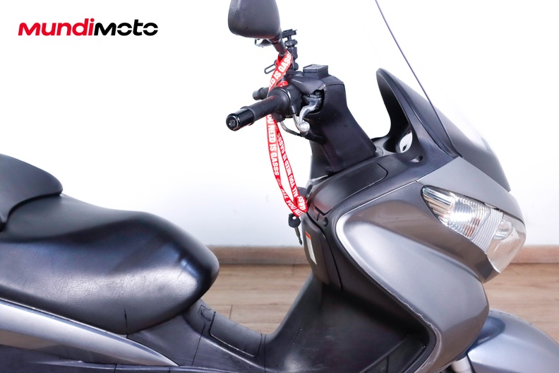 Motorbike image 13