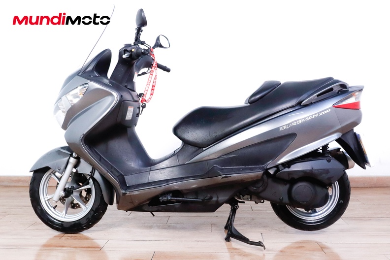 Motorbike image 5