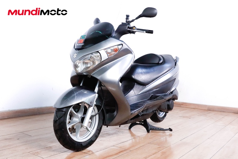 Motorbike image 7