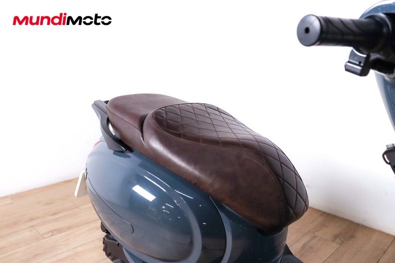 Motorbike image 12
