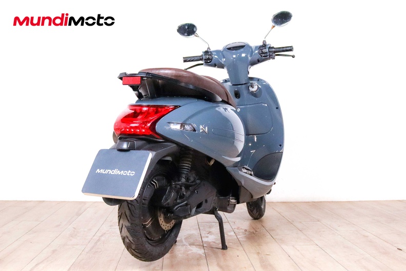 Motorbike image 2