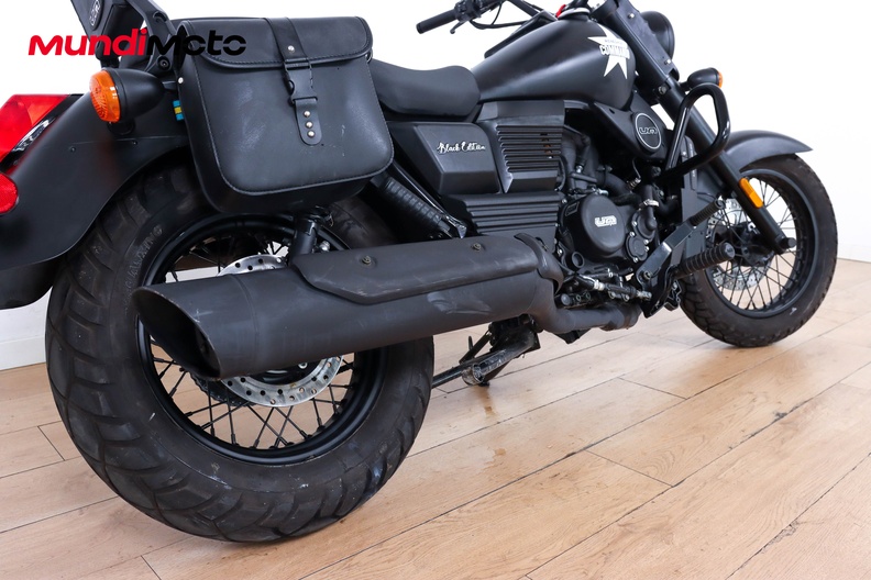 Motorbike image 3