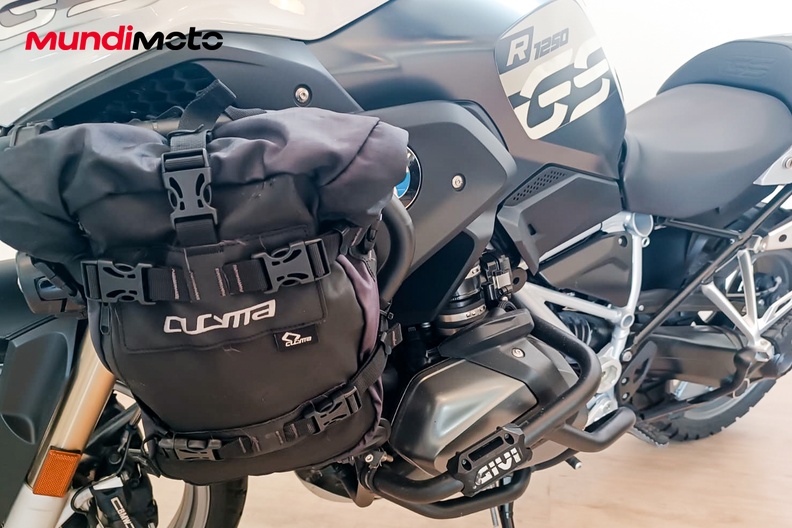 Motorbike image 9