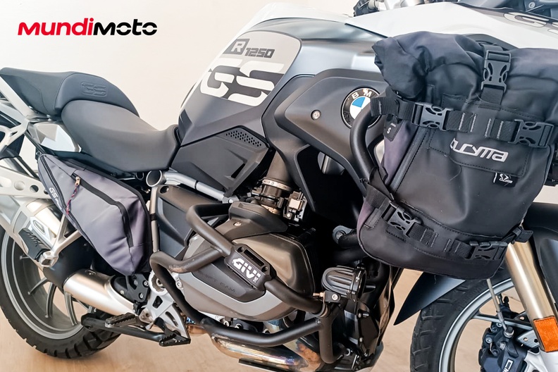 Motorbike image 4