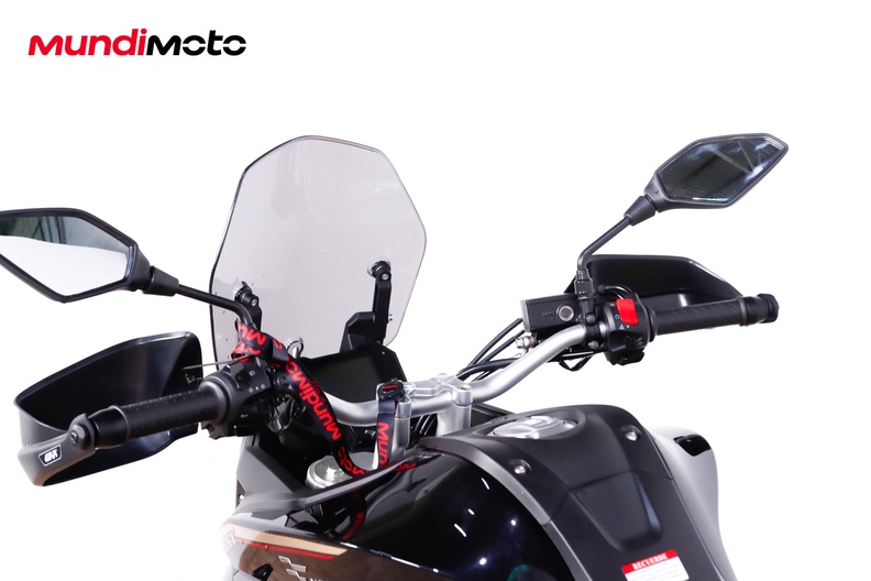 Motorbike image 10