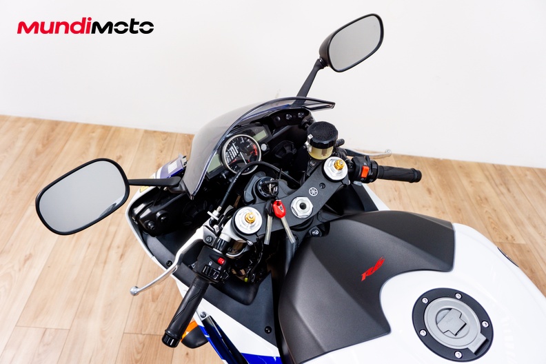 Motorbike image 10
