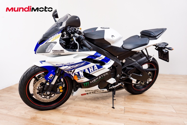 Motorbike image 6