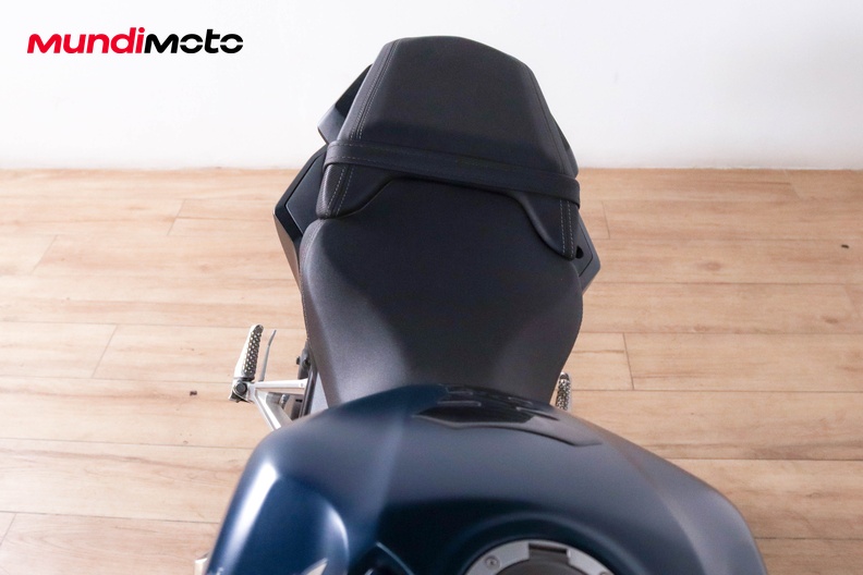 Motorbike image 12